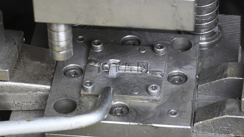 注塑模具批量报价，如何精准把握成本与质量？**