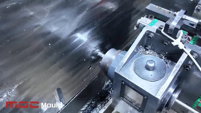 五金模具热处理：盐浴炉工艺解析与优势**
