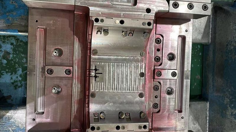 高精度吸塑模具电镀铜模定制：工艺解析与选型要点