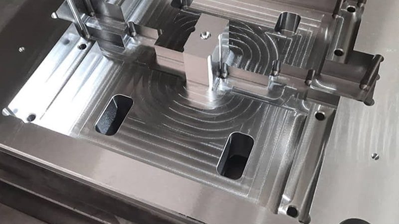 汽车拉伸模具规格参数解析：关键指标与选型逻辑