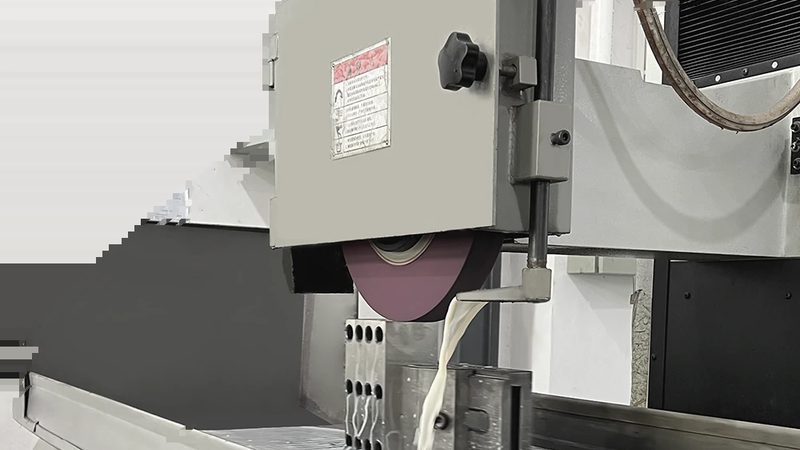 HDPE吹塑模具：规格型号背后的工艺智慧**
