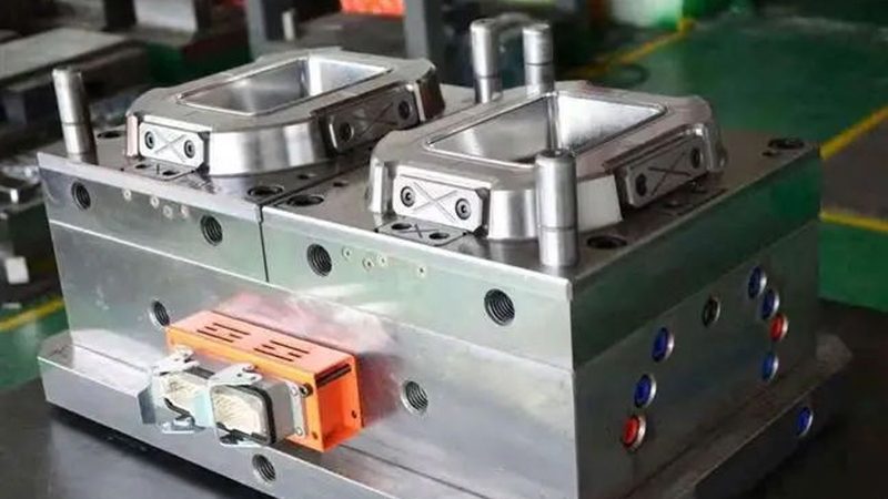 厚片吸塑模具安装要点及注意事项